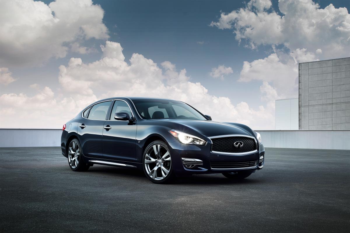 Style, performance, luxury all part of 2014 Infiniti Q70 sedan