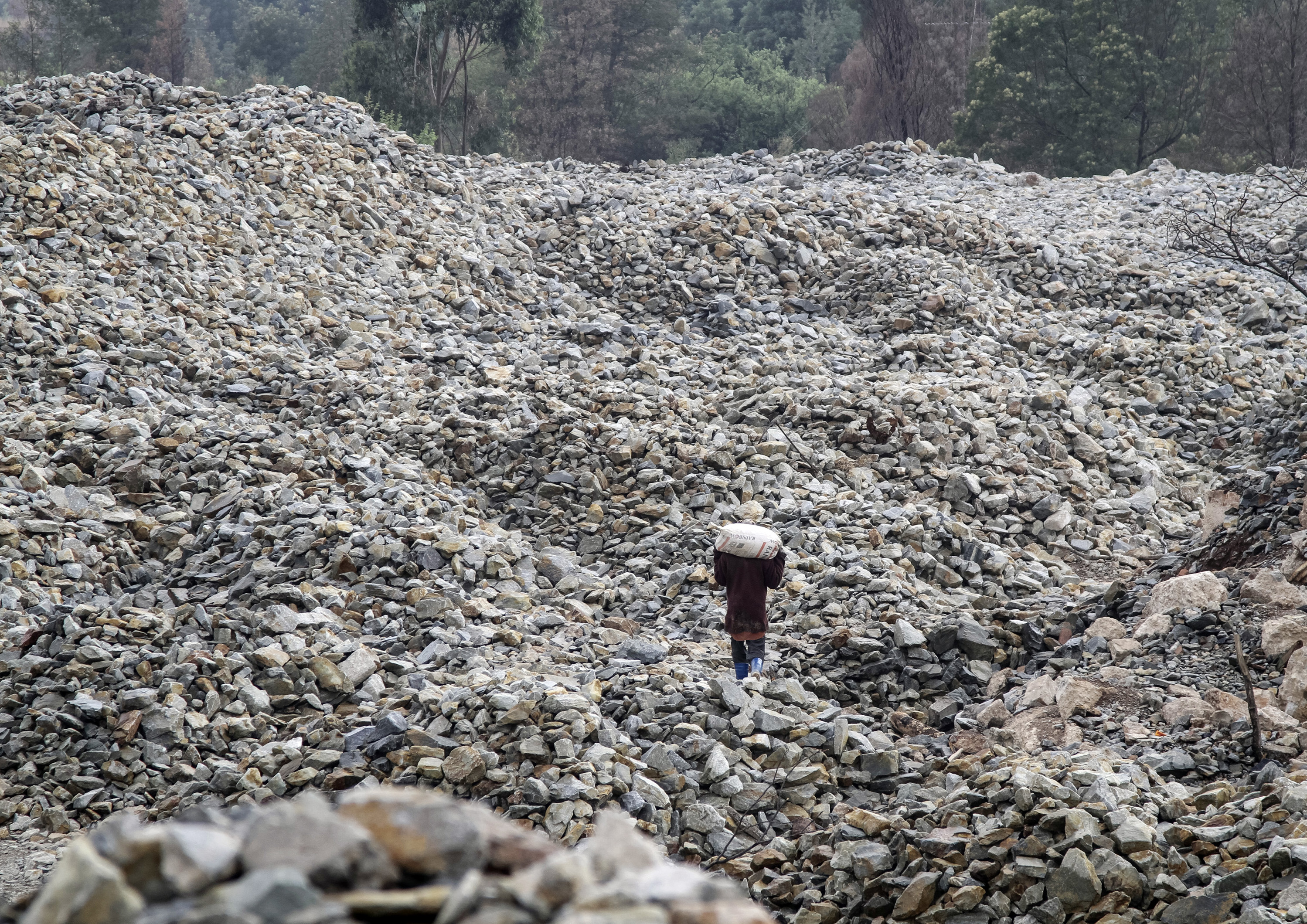 Deadly Illegal Mining Booms Below South Africa's City of Gold