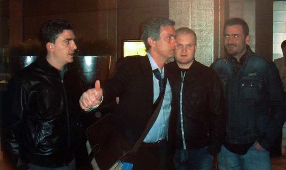 Photographs drag Chelsea's Jose Mourinho and Frank Lampard into mafia …