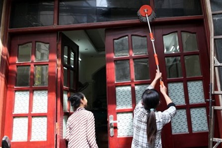 Vietnam grants labor rights to home helpers