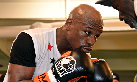 Mayweather, 37, rides high as he enters ring tonight