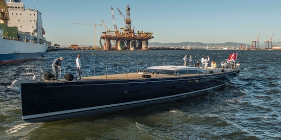 Southern Wind Shipyard launch 32m superyacht Farfalla