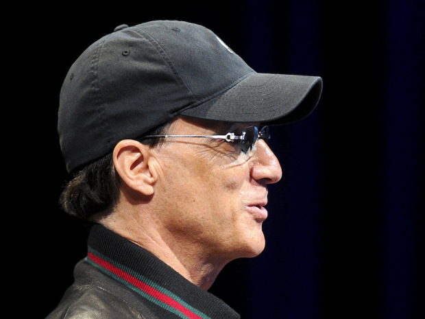 Is Apple about to make Jimmy Iovine a billionaire?