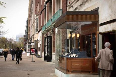 Jewelers consider how to appeal to a different customer