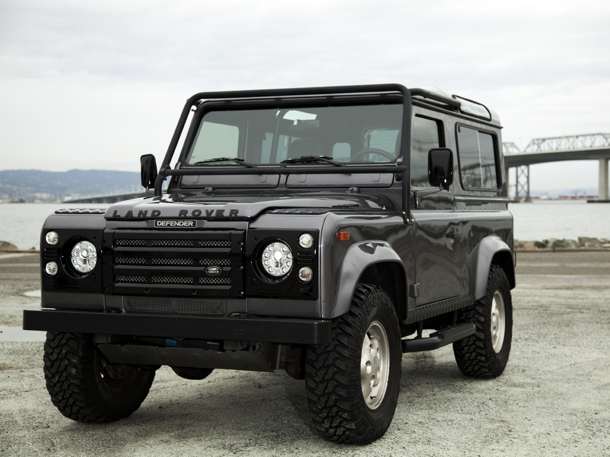 This Company Decks Out Classic Land Rovers With Modern Luxuries