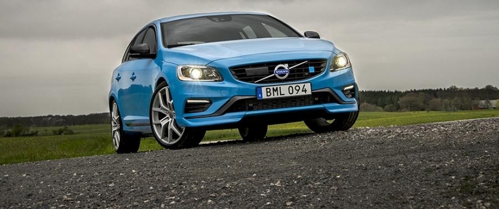 Volvo Unveil the 2015 V60 and S60 Polestar