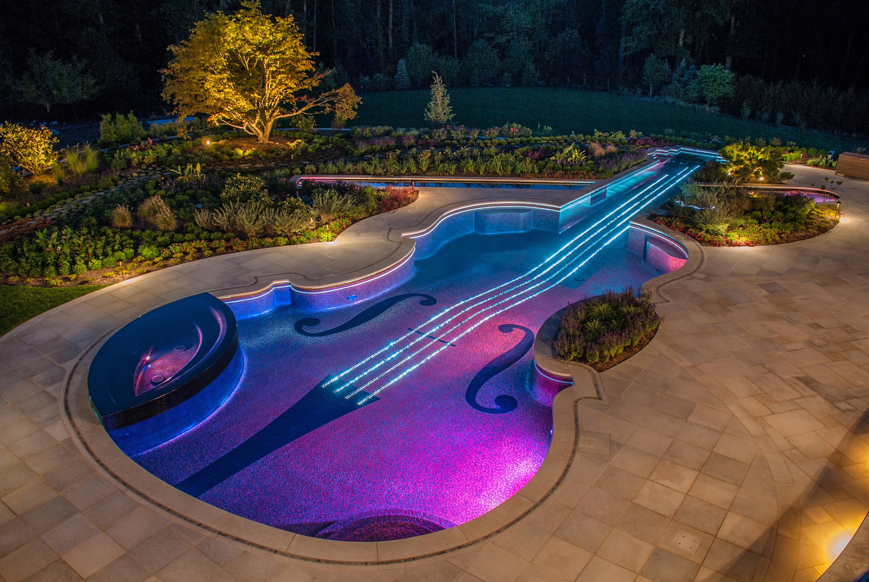 Ex-Bankers Upgrade the Good Life as Violin Pools Beckon