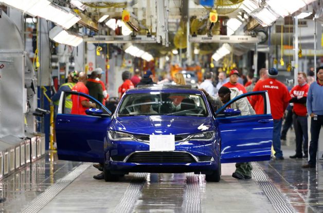 2 Automakers' Sales Zoomed Ahead in May While 1 Stalled