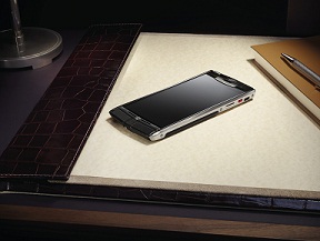 Vertu Signature Touch smartphone matches luxury build with high-end specs