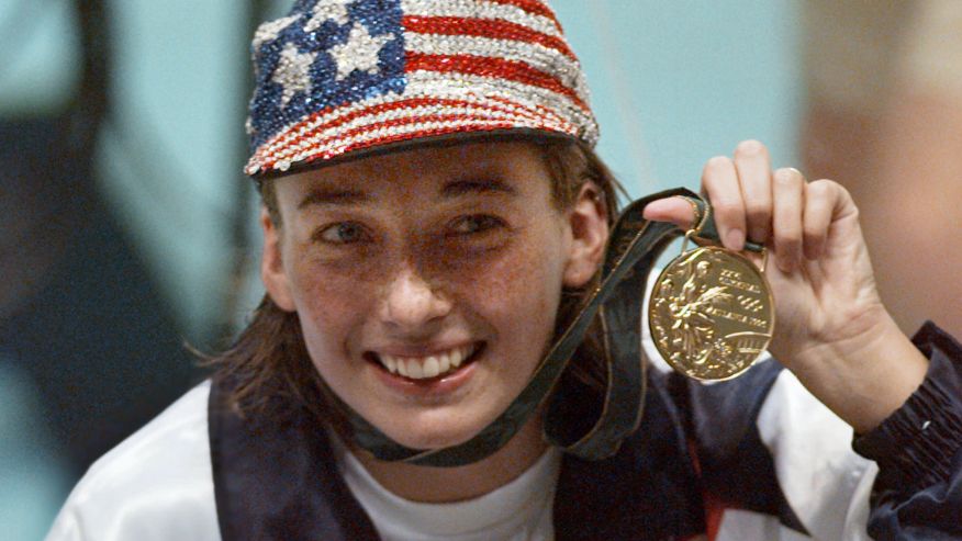 Six-time Olympic gold medalist swimmer Amy Van Dyken severs spine in accident