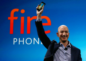 Amazon challenges rivals with 3D 'Fire' smartphone