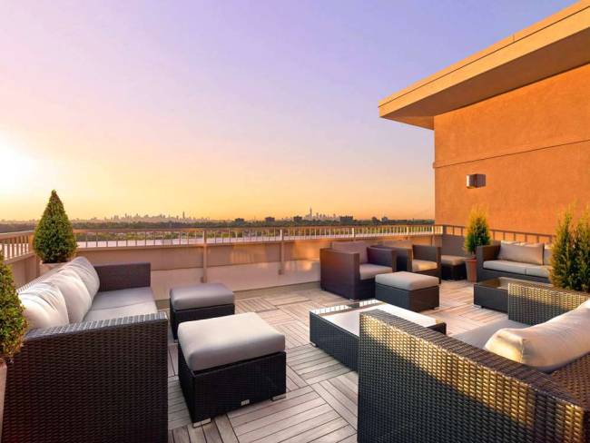 Rooftop deck enhances resort lifestyle at Parkway Lofts, Bloomfield