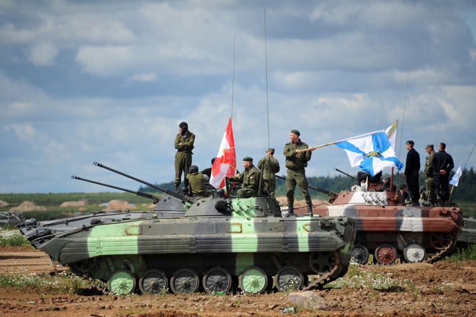 Winners of Russian tank biathlon finals get gold figurines of armored vehicles