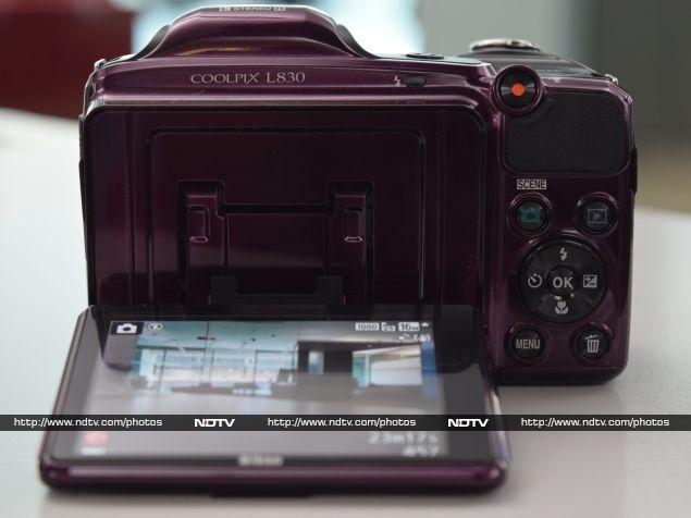 Nikon Coolpix L830: Swivel and Zoom