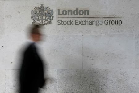 FTSE set for strong weekly gains on optimism over global economy