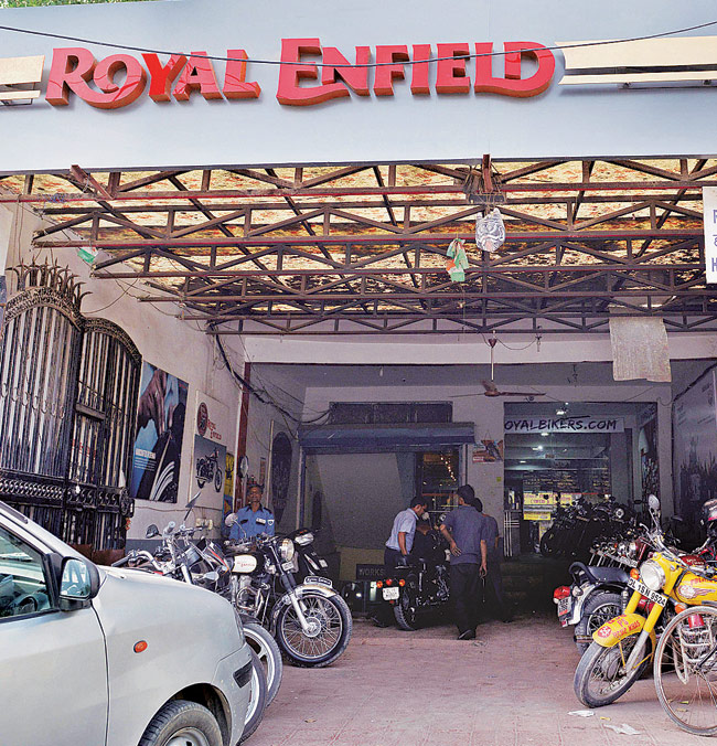 SDMC orders to cut power, water supply of 39 car workshops
