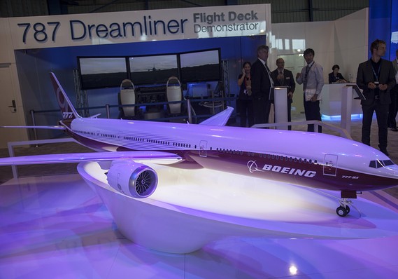 Emirates finalizes massive Boeing 777X order