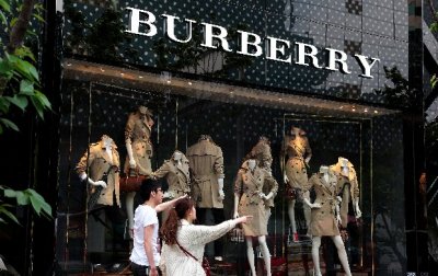 Burberry shareholders vote against Christopher Bailey pay deal