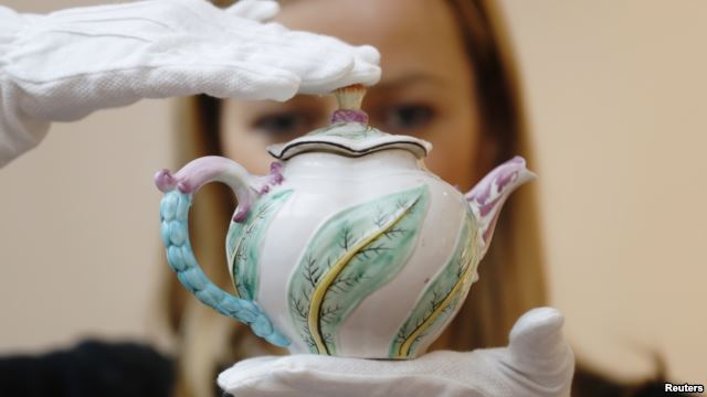 Sotheby's and eBay team up to launch an online auction