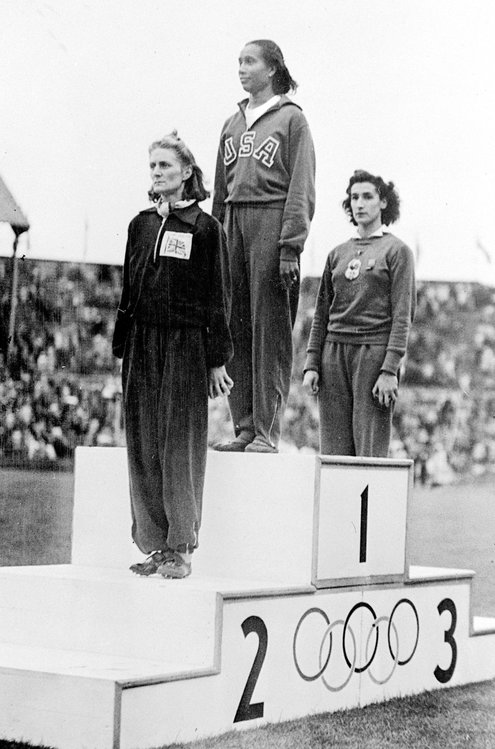 Alice Coachman, 90, Dies; First Black Woman to Win Olympic Gold