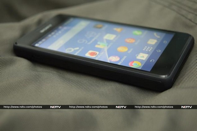 Sony Xperia E1 Dual Review: Funky and Affordable