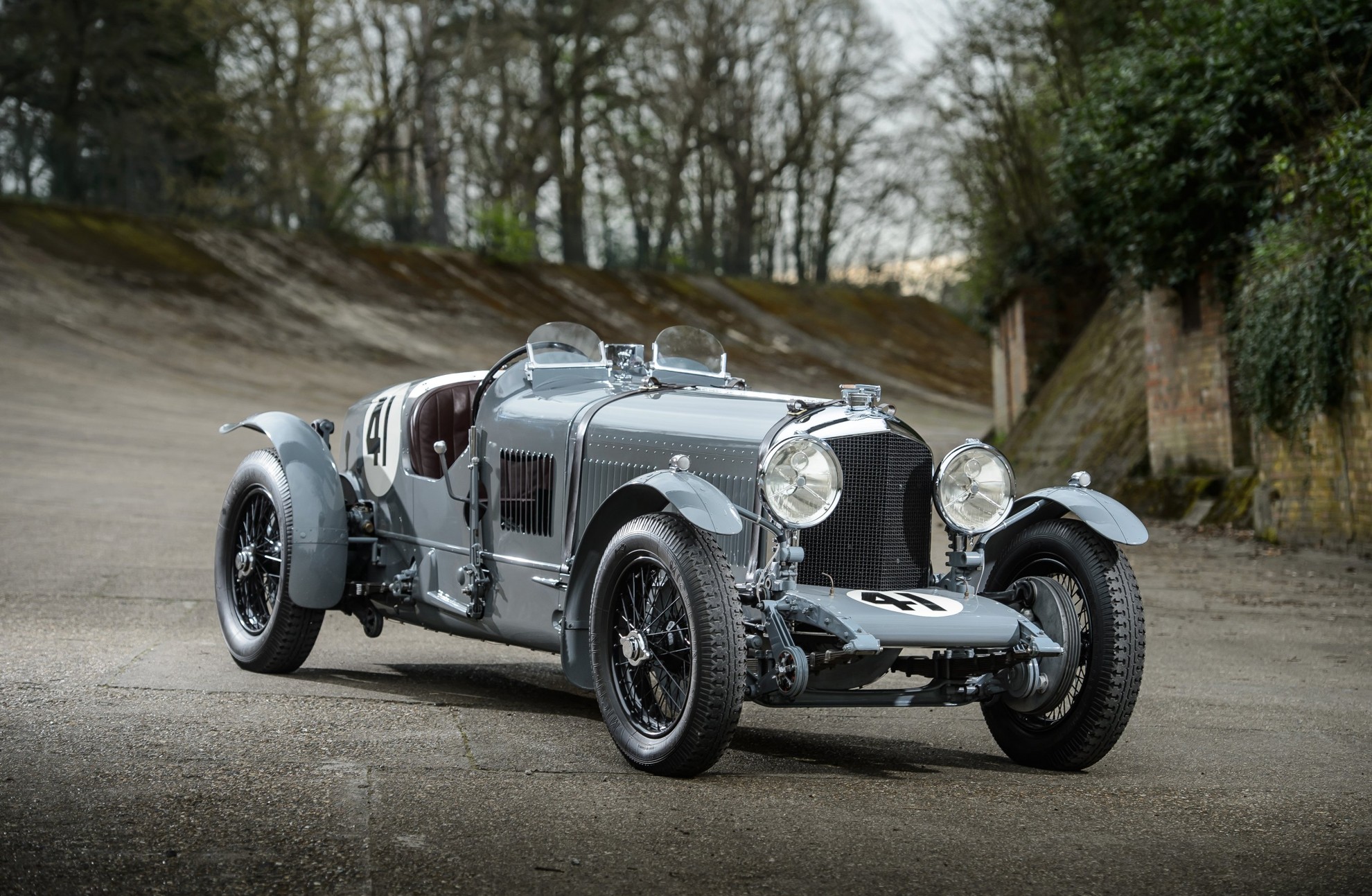 BENTLEY GREATS READY FOR 2014 CONCOURS OF ELEGANCE