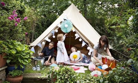 Camping at home: sleep in a tent in your own garden