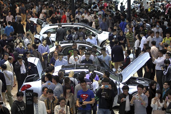 Luxury-Car Makers Attract Scrutiny in China