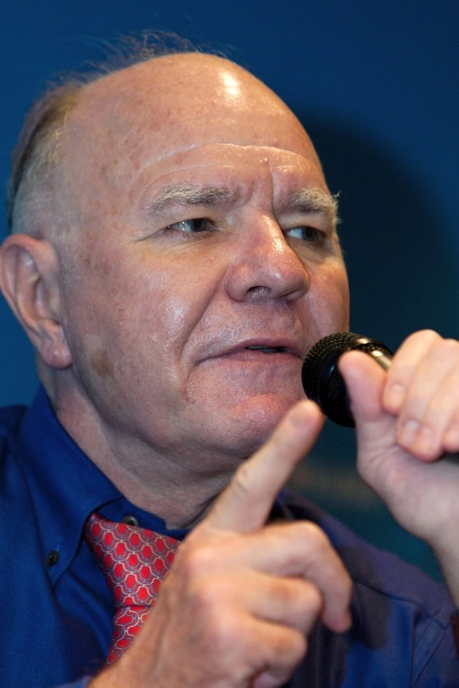 Marc Faber heavy on gloom and doom at CFA seminar