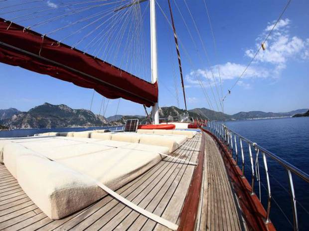 Five ways to take a sailing holiday