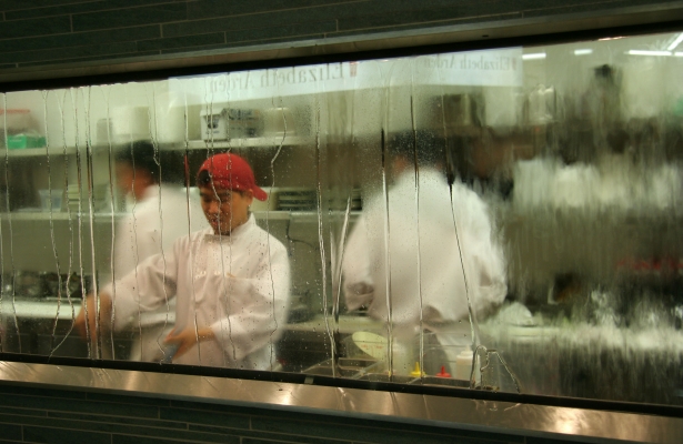 Nearly 1 in 3 Restaurant Workers Suffers From Food Insecurity | The Nation