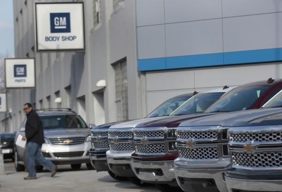 US auto sales party seen increasingly dependent on easy money