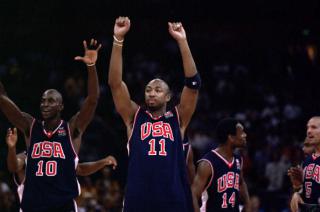 Vin Baker auctioning off his 2000 Gold Medal from Sydney Olympics