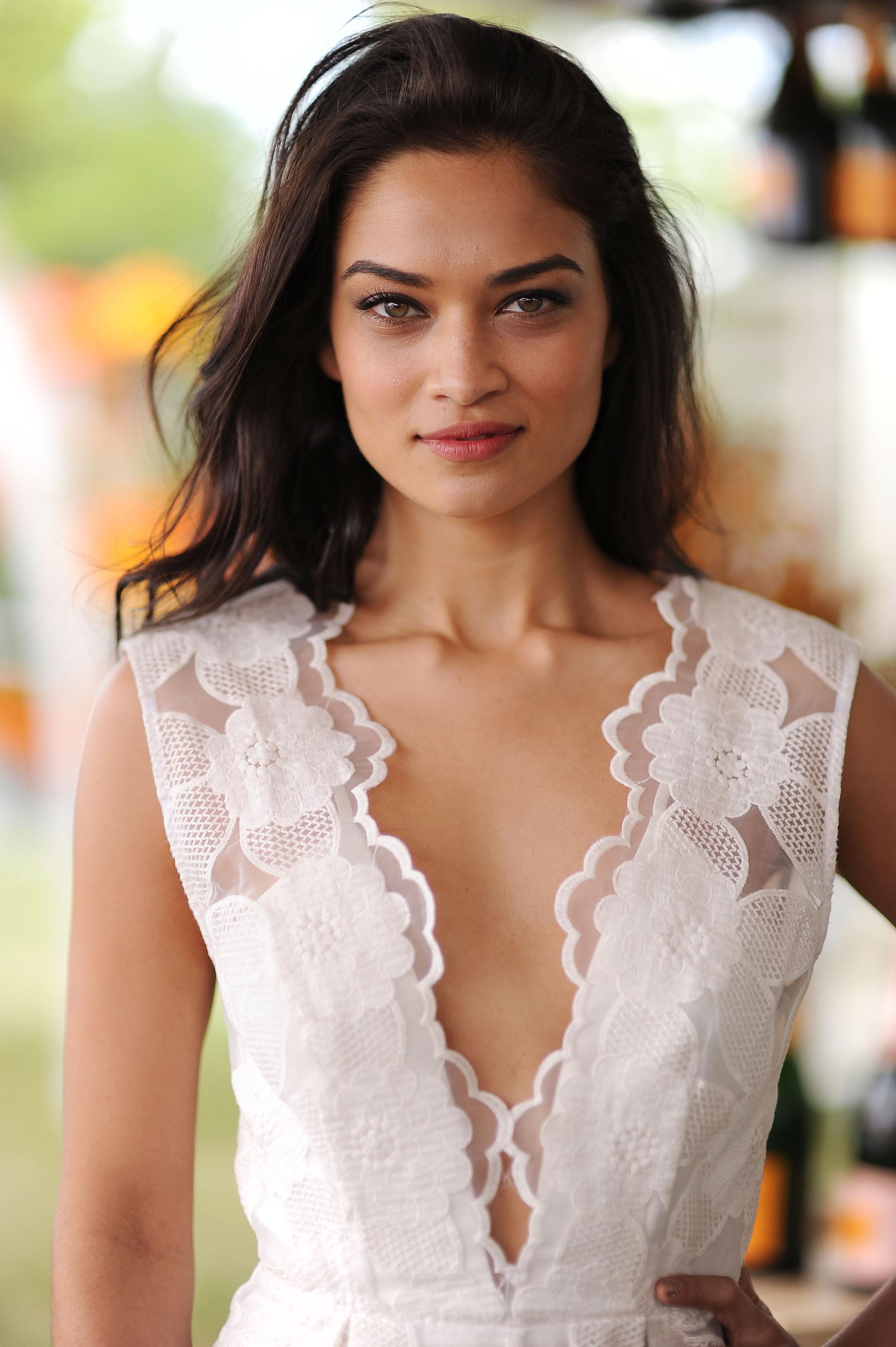 Five Things To Know About Justin Bieber's New Pal, Shanina Shaik