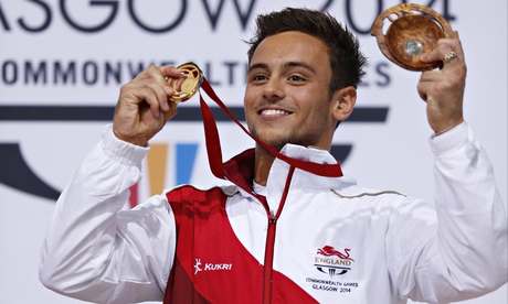 Tom Daley takes diving gold to be best solo act in Commonwealth pool