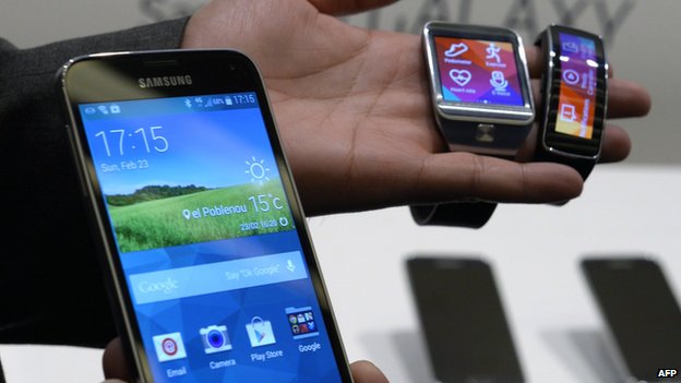 Samsung profit hit as smartphone growth slows