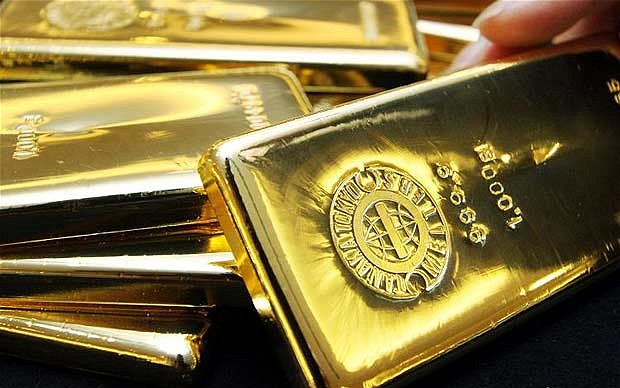 Investors dash for gold as markets tumble on Russia sanctions and Argentina …