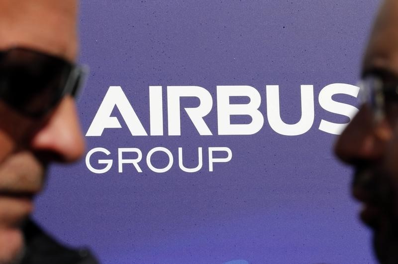 No chance of a bubble, say Airbus and Boeing