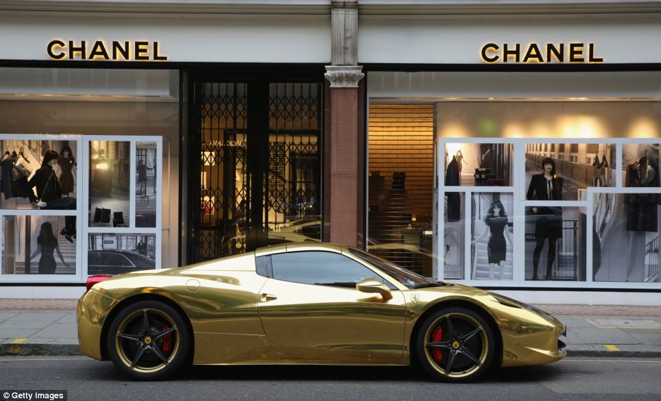 King of bling: Gold Ferrari heads fleet of extravagant super cars taking over …