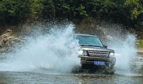 Discovering unexplored China with Land Rover