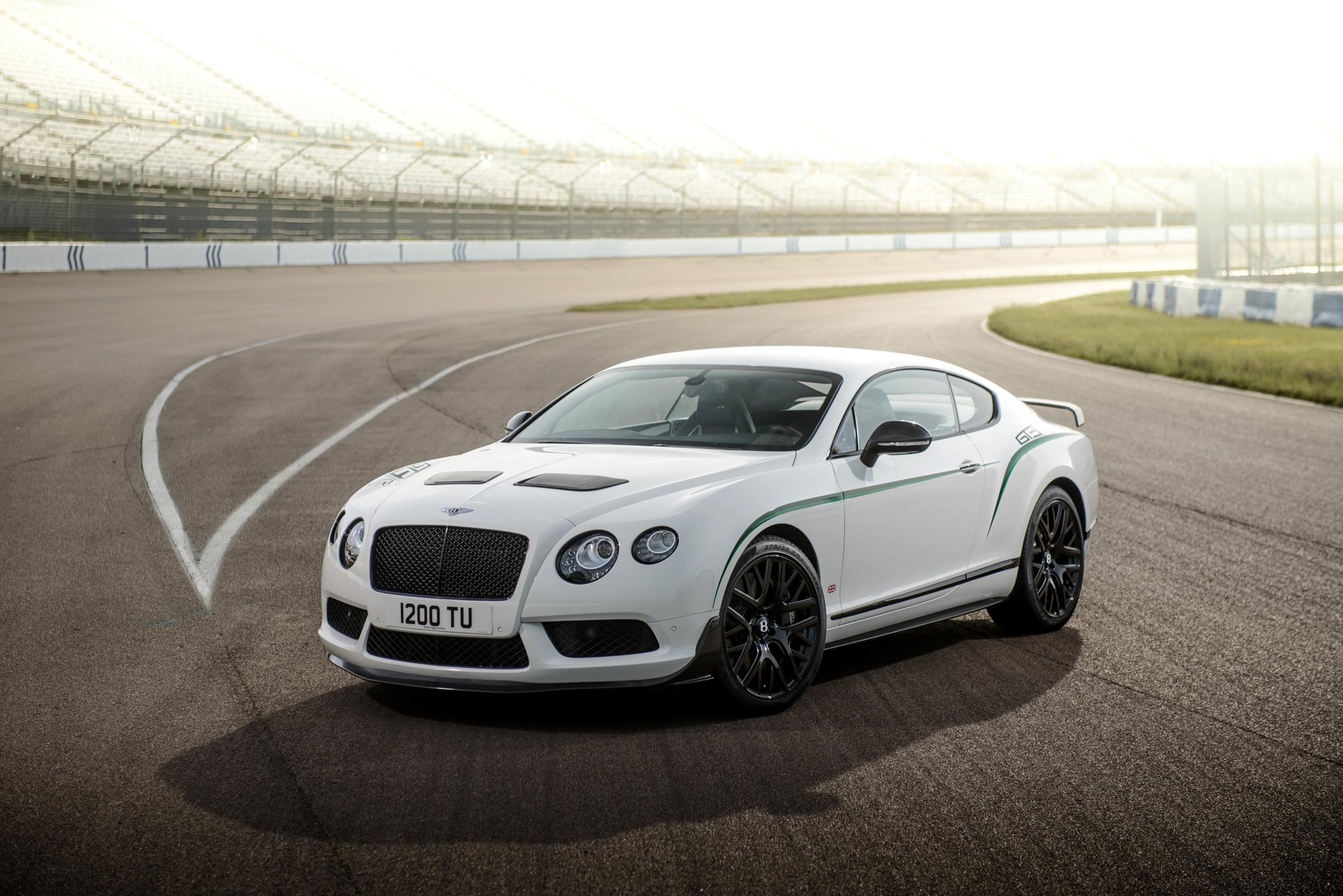 Bentley reserves 99 Continental GT3-Rs for North America at $337k apiece