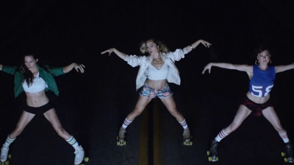 Awesome Video Alert: The Rollerskating Sirens In Chet Faker's “Gold” Video …