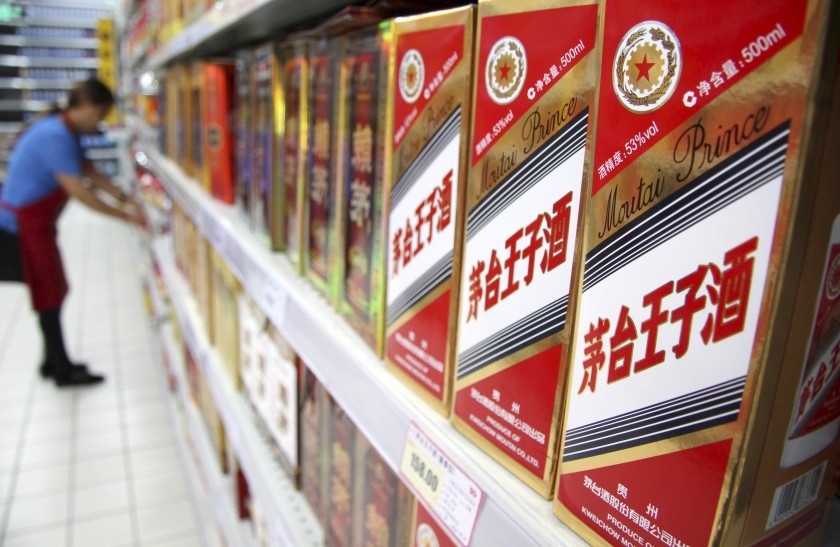 Liquor maker skirts China's anti-luxury drive with price cuts