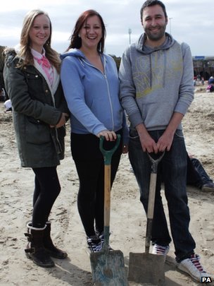 Three gold-diggers find treasure on Folkestone beach