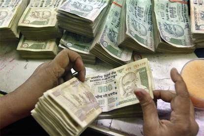 India Current-Account Gap at 1-Year High as Gold Curbs Eased