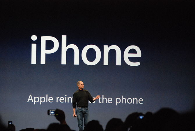 How Apple Neurologically Hooked Its Customers