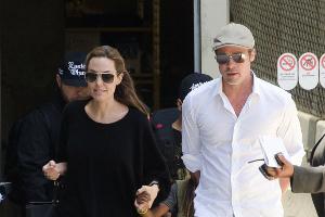 Brad Pitt, Angelina Jolie, kids spend honeymoon on yacht?