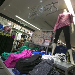 Jeans sales fade amid run to 'active wear'