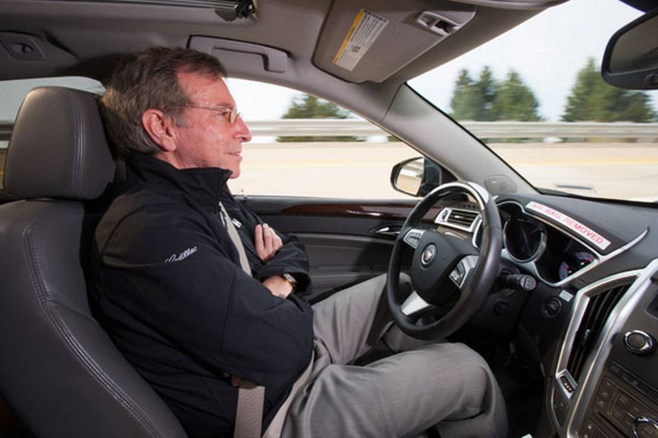 GM to introduce hands-free driving Cadillac in 2016