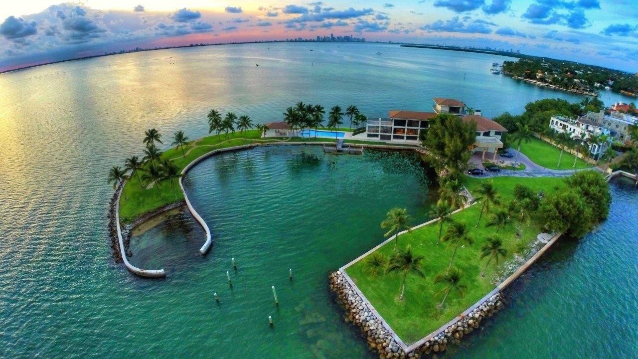 In Miami, Waterfront Home On Biscayne Bay To List For $60 Million
